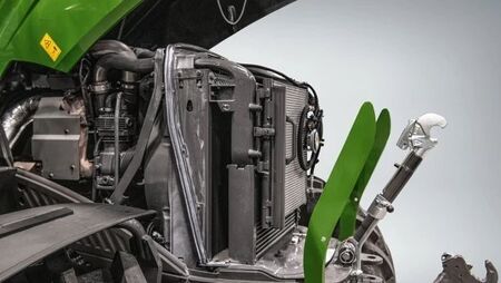 Motoren på en Fendt 300 Gen5 traktor